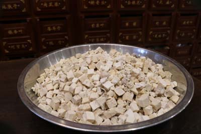 重庆肿瘤医馆|肿瘤患者胸水可以中医治疗吗?