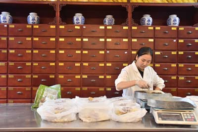 重庆市中医肿瘤医馆|胃癌的治疗为什么要选择中医呢?